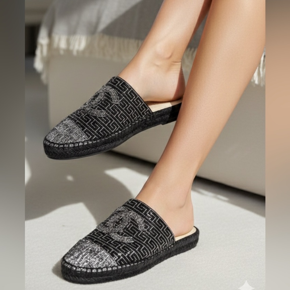 NEW Chanel Authentic Brand New CC Tweed Espadrilles/Mules Black Grey EU39 US:8.5